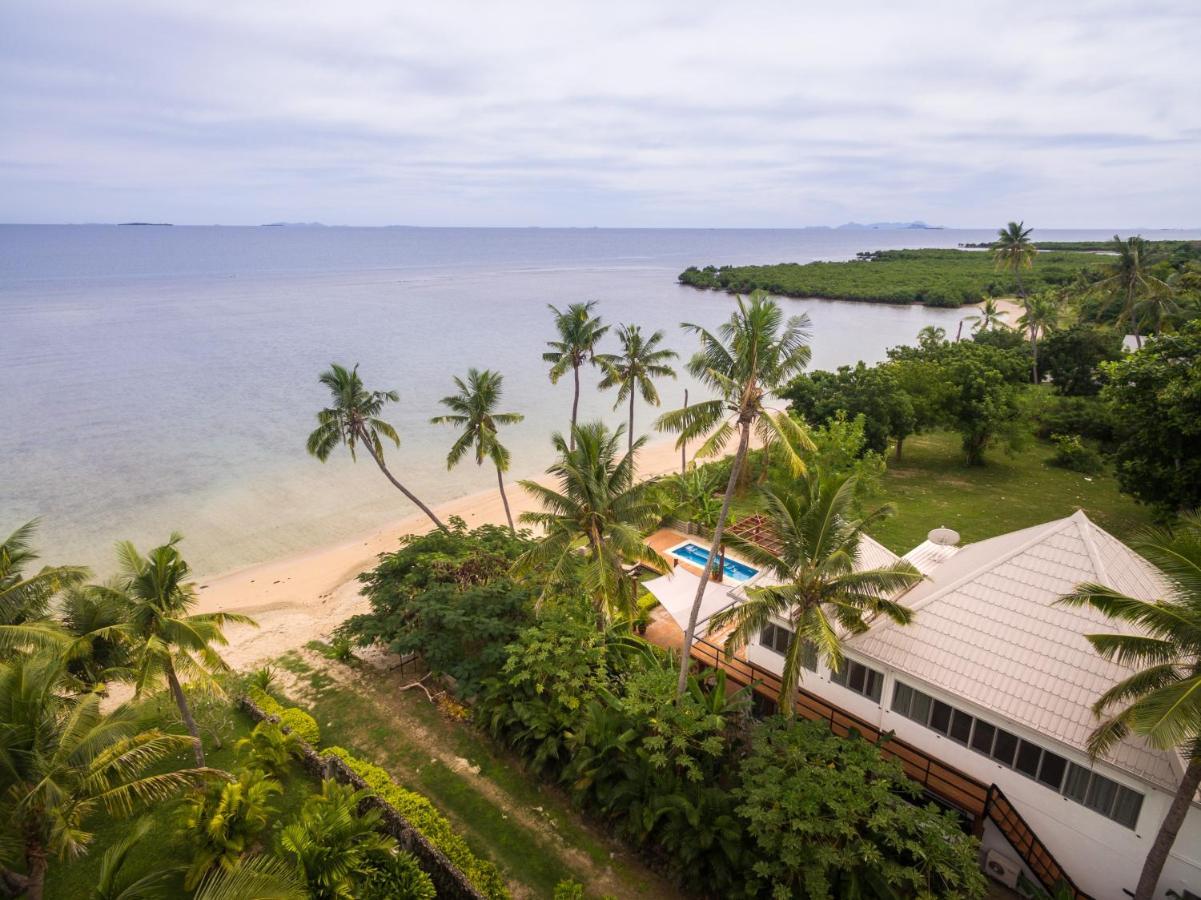 First Landing Beach Resort & Villas Lautoka Luaran gambar
