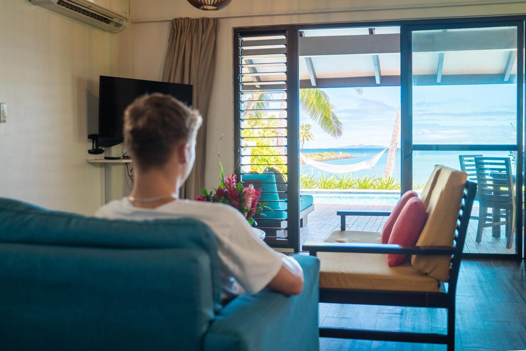 First Landing Beach Resort & Villas Lautoka Luaran gambar