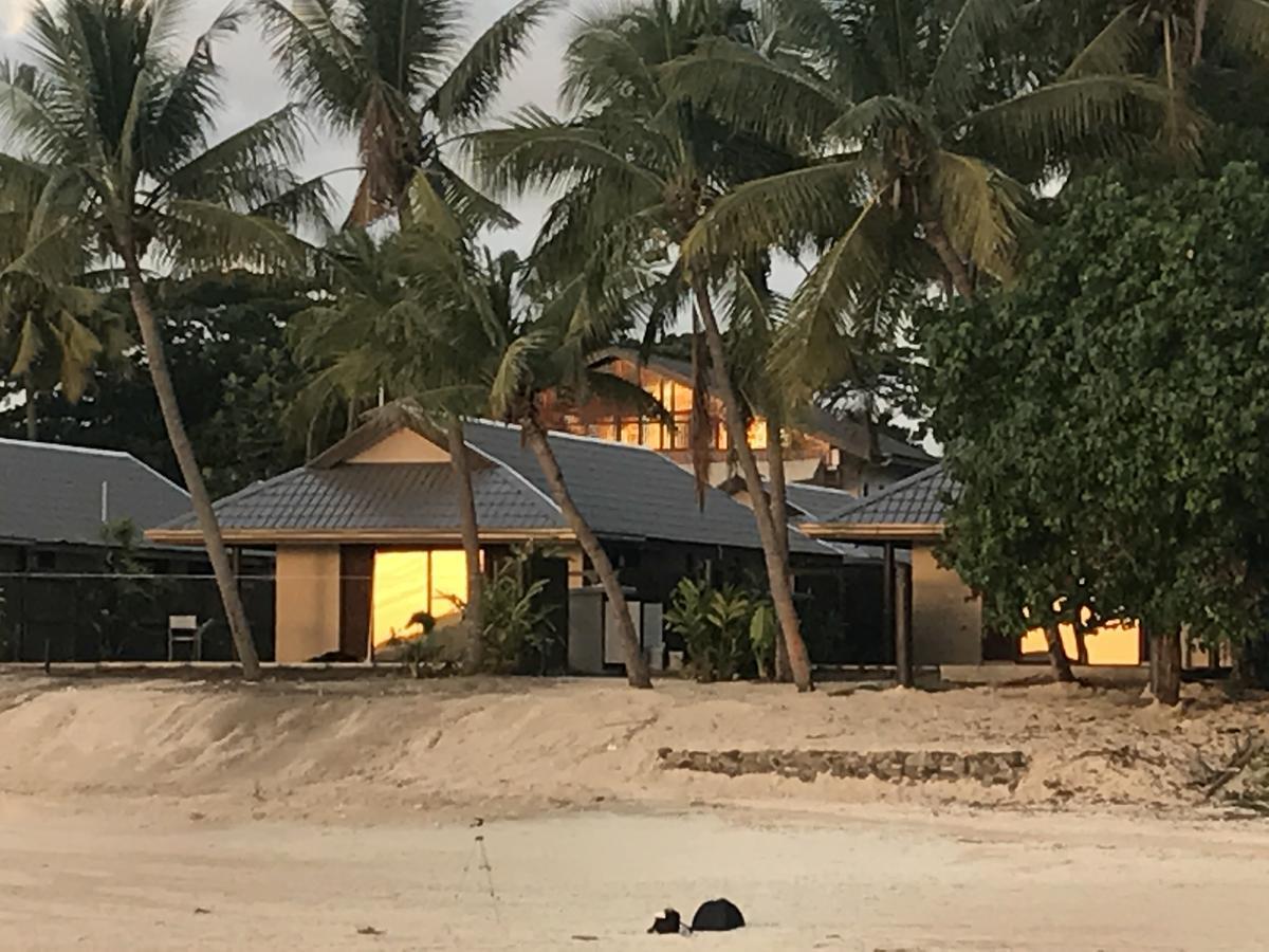 First Landing Beach Resort & Villas Lautoka Luaran gambar